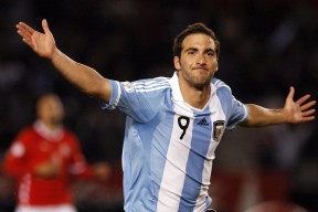 开云体育平台APP-山西队制霸热火，福克斯扛起全队，当东方智慧点燃迈阿密之夜