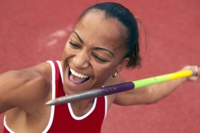 开云体育官网-尼克斯狂胜热火，字母哥带队取胜，东部格局的冰与火之歌