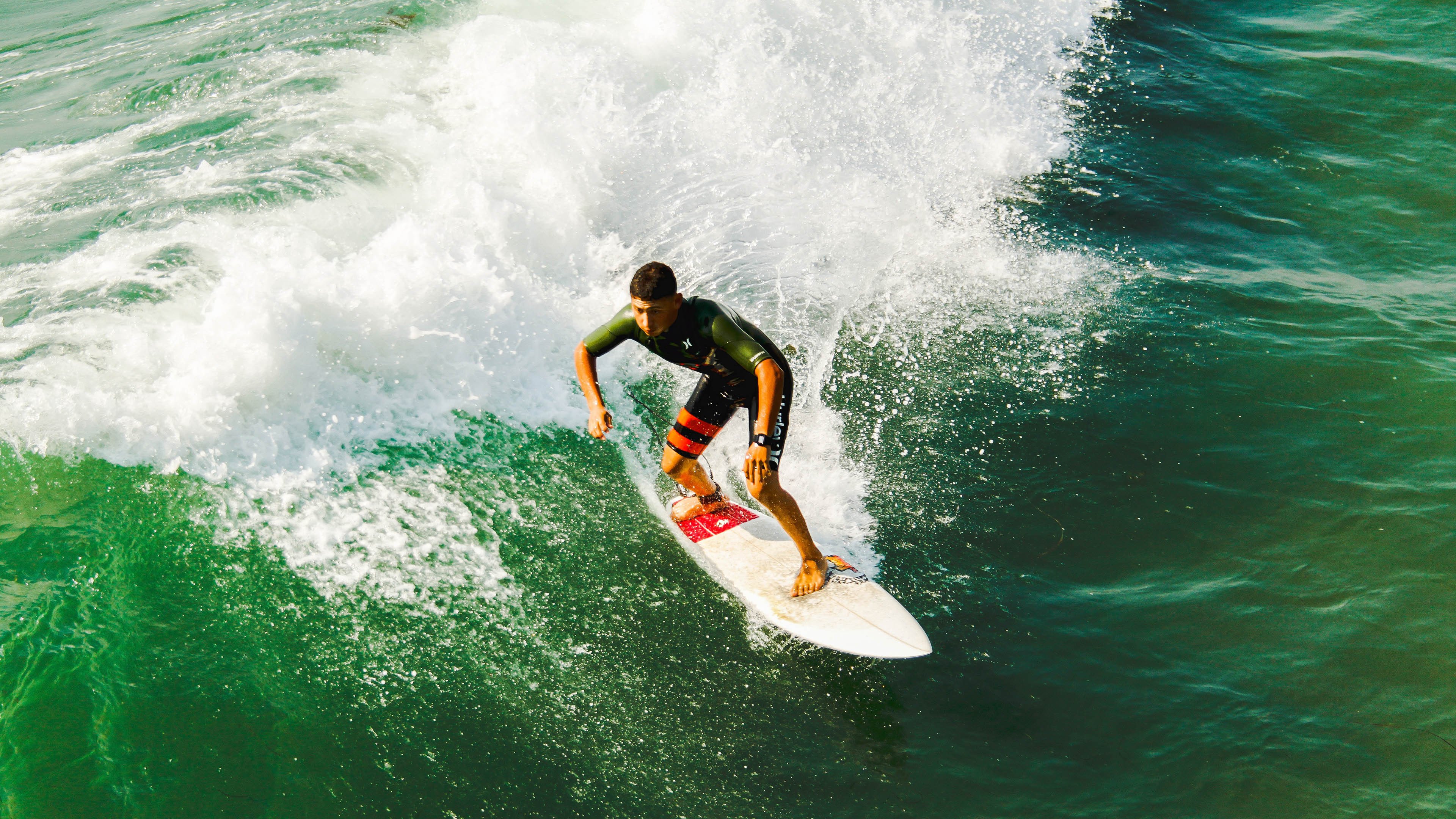 福克斯末节狂飙19分！森林狼惊魂逆转广厦，末节之王诞生